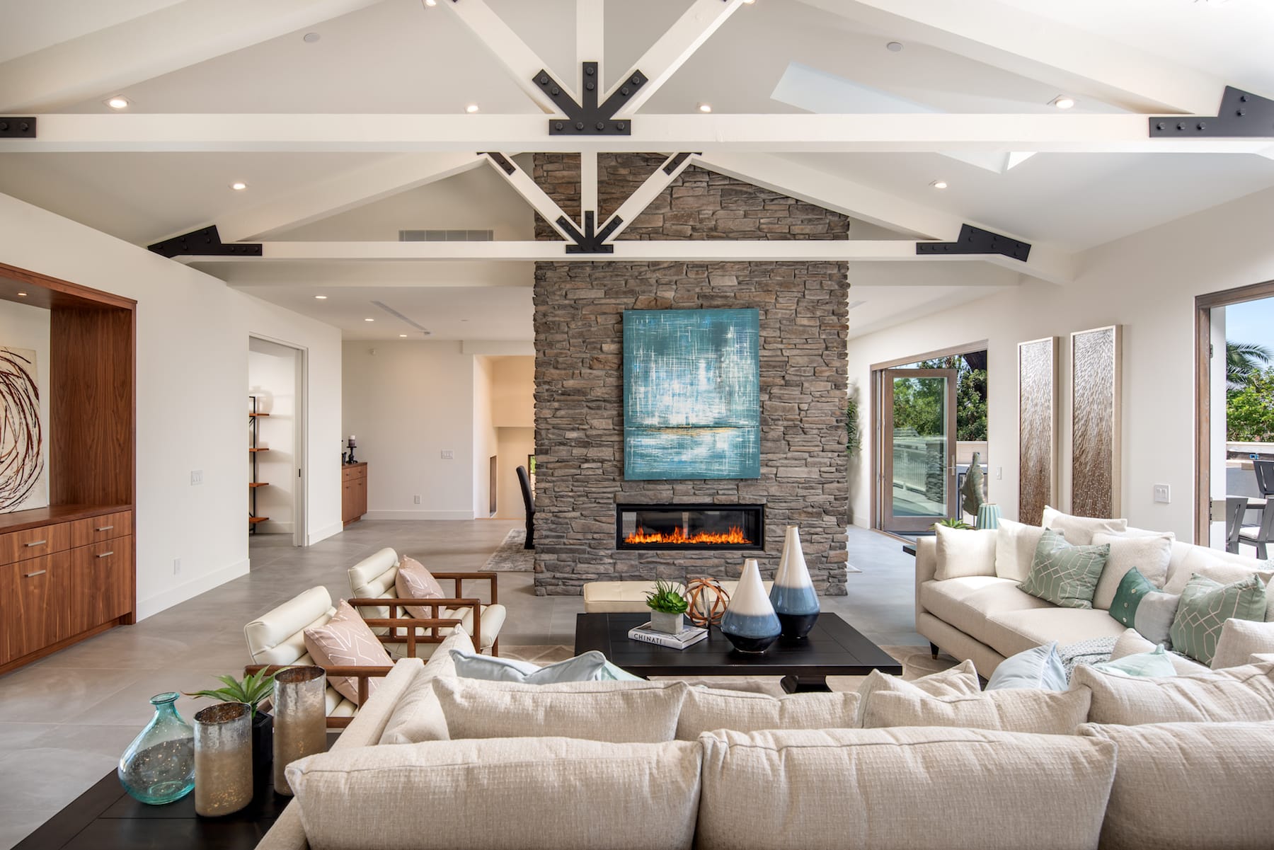 Craftsman style truss and interior design